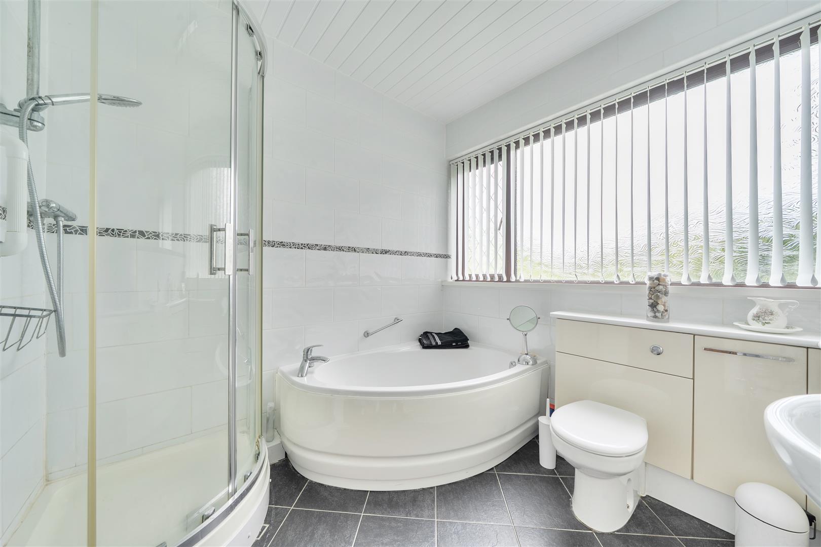 Penclawdd, Swansea, SA4 3LE